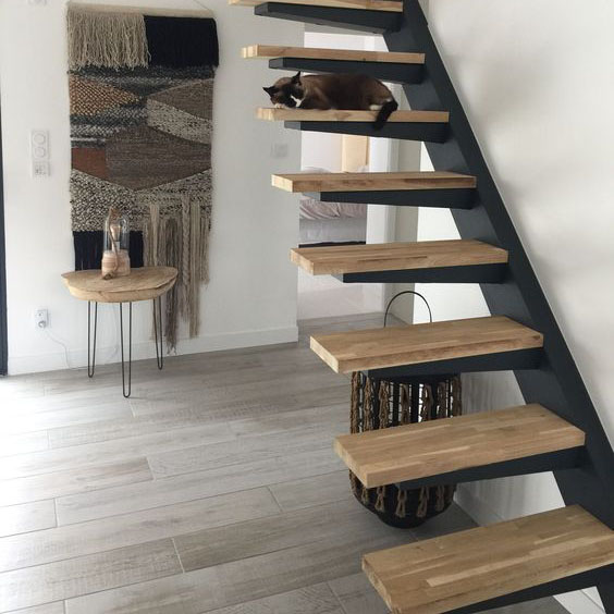 wood staircase