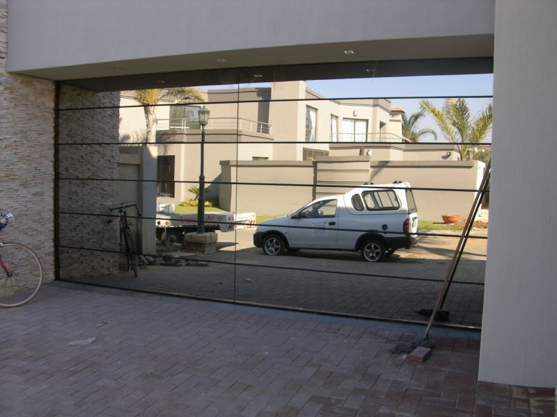 Mirror Glass Automatic Electric Garage Door Manufacturer Nepals, Mirror Glass Automatic Electric Garage Door Factory, Supply Mirror Glass Automatic Electric Garage Door