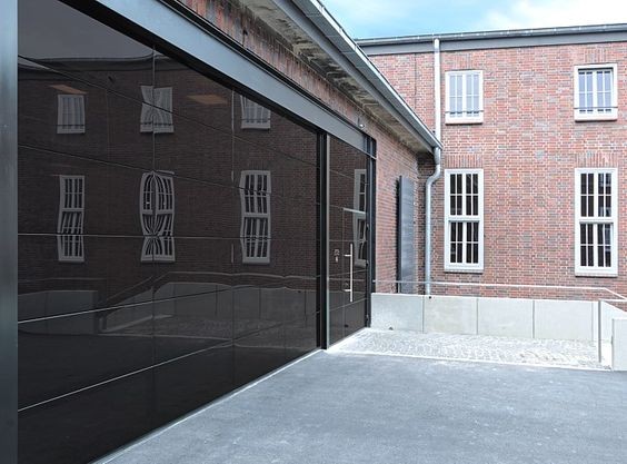 Mirror Glass Automatic Electric Garage Door Manufacturer Nepals, Mirror Glass Automatic Electric Garage Door Factory, Supply Mirror Glass Automatic Electric Garage Door