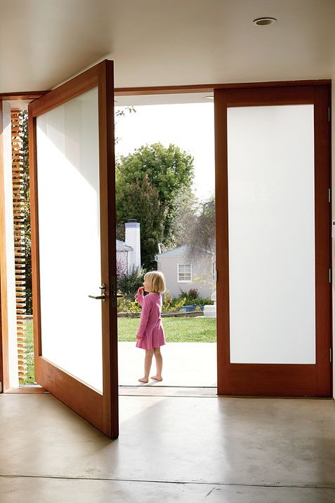 Insulation laminated glass aluminum profile entranve Pivot Door Nepal